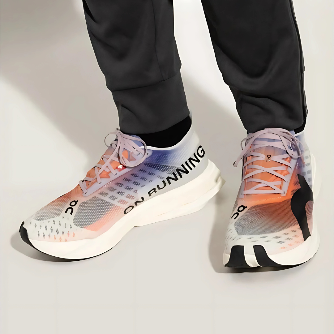 Cloudboom Strike - White/Flame